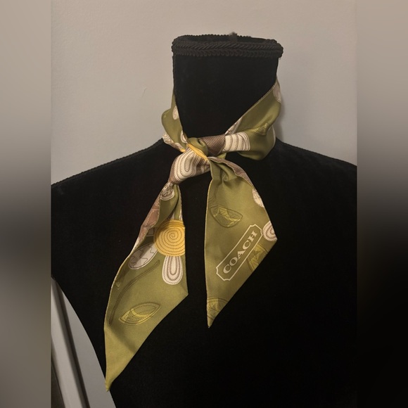 Coach Silk Signature Flower Pony Tie Thin Scarf New NWT Sunflower Twilly Pretty - Picture 6 of 8